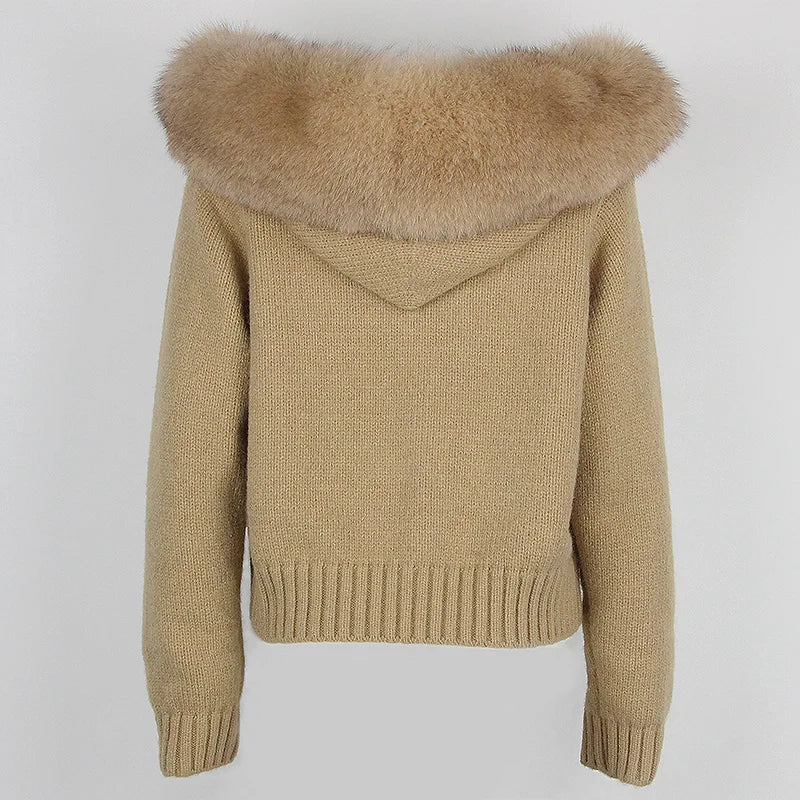 Cardigan féminin en maille haut de gamme – capuche chic