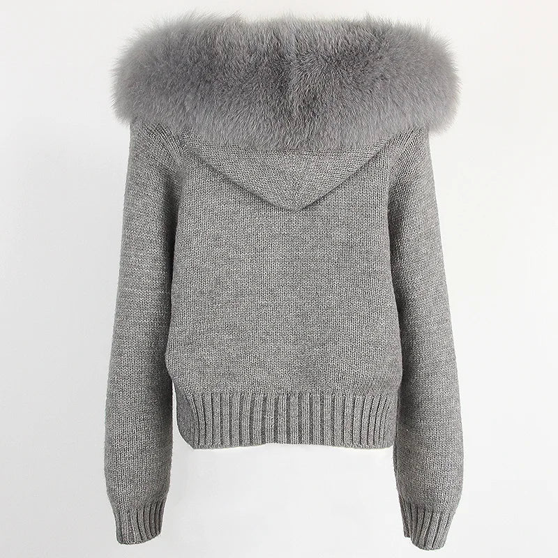 Cardigan féminin en maille haut de gamme – capuche chic
