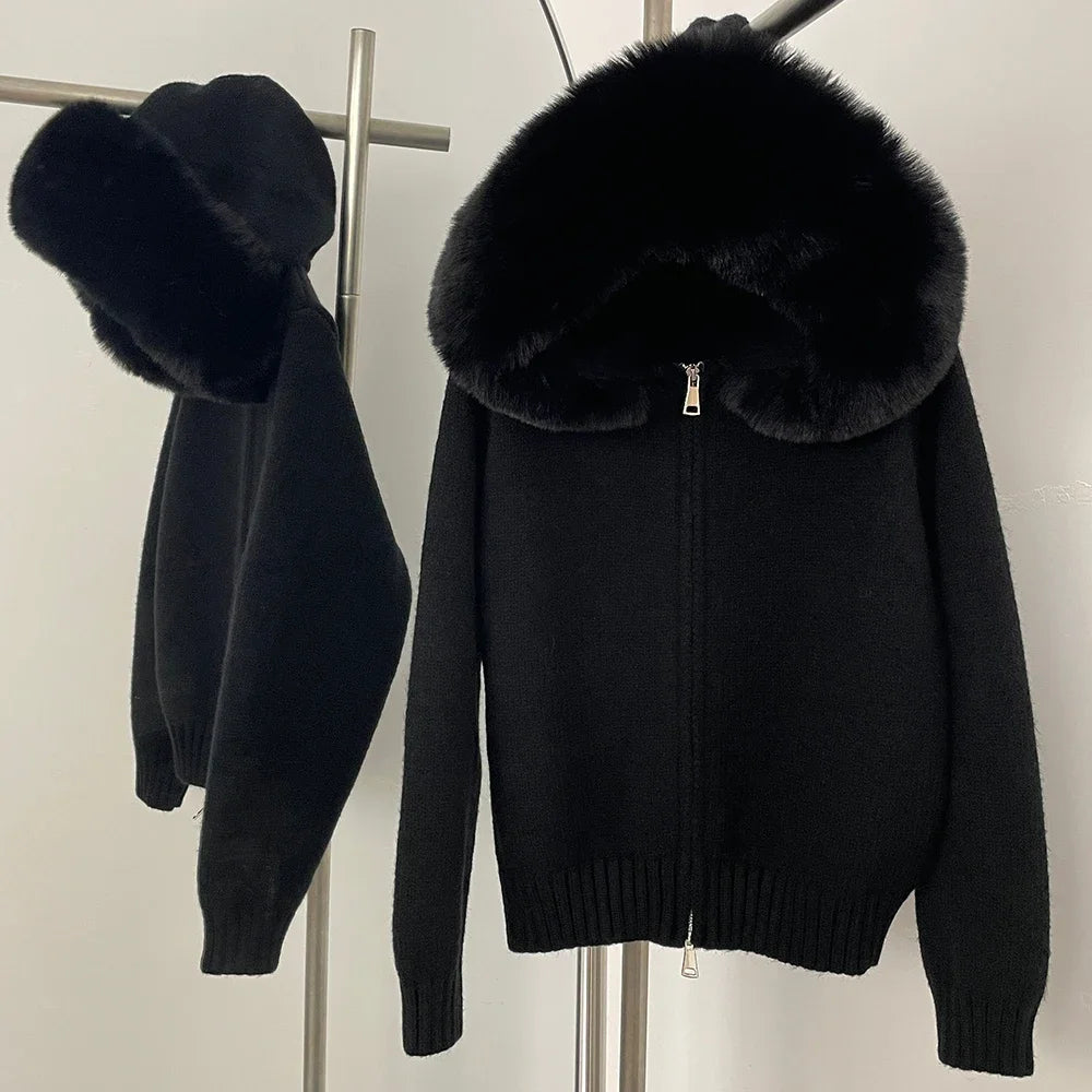 Cardigan féminin en maille haut de gamme – capuche chic