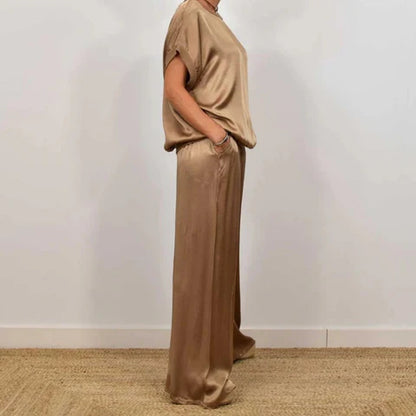 Women's two-piece satin set, loose-fitting T-shirt and wide-leg pants.
